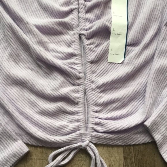 Cropped Long Sleeve with Draw String Women’s Large - Picture 4 of 8